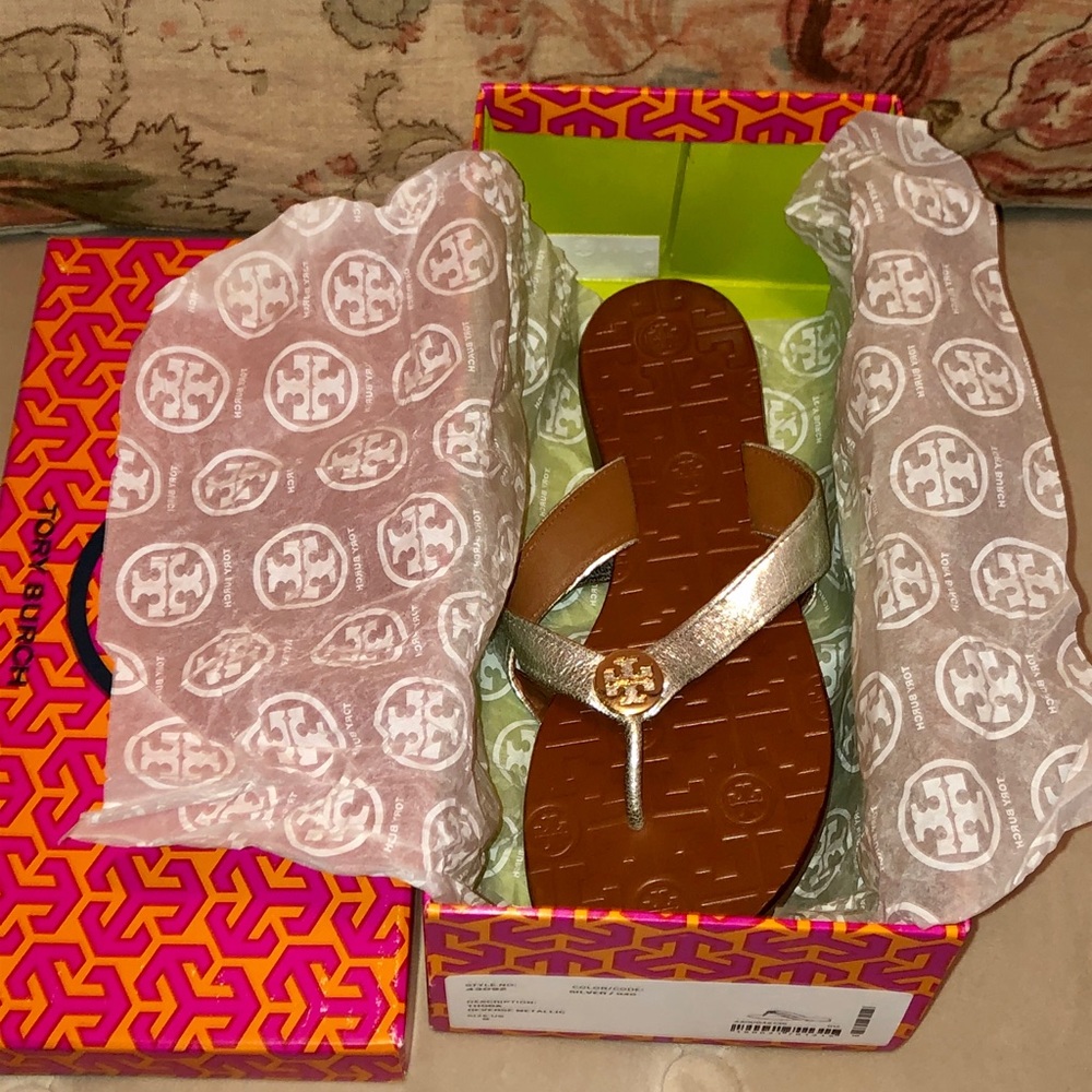 Tory Burch Thora Reverse Metallic Sandals 9 New!